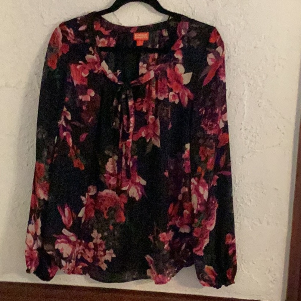 Beautiful Roses Top